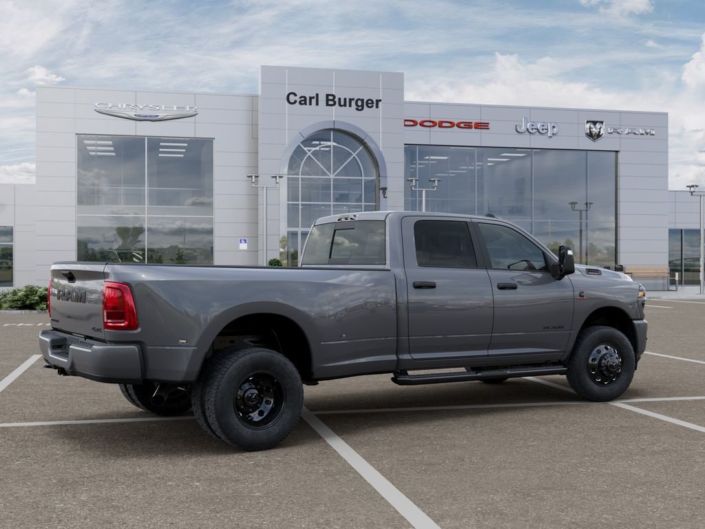 New 2026 Ram 3500 BIG HORN CREW CAB 4X4 8' BOX Pickup