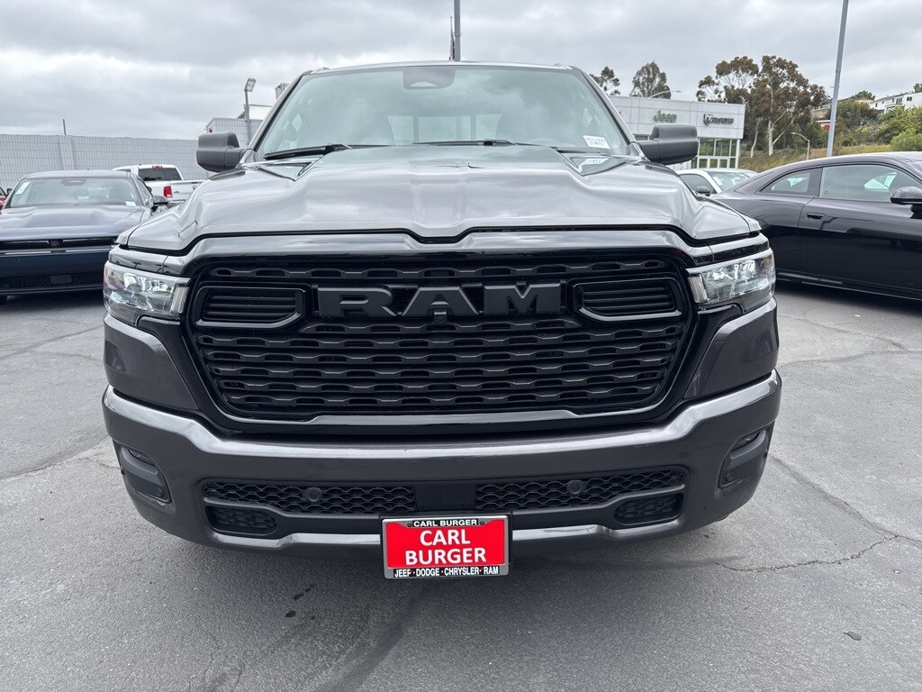 2025 Ram 1500 Tradesman photo 2