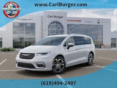 2026 Chrysler Pacifica PINNACLE Passenger Van