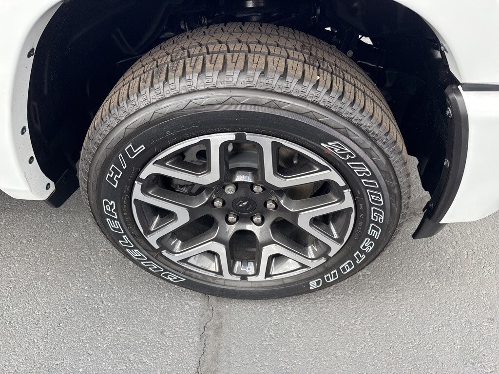 2025 Ram 1500 Laramie photo 4