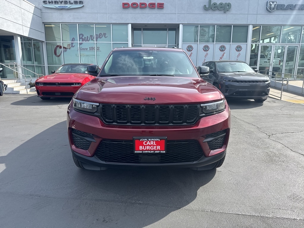 Certified 2024 Jeep Grand Cherokee Laredo SUV