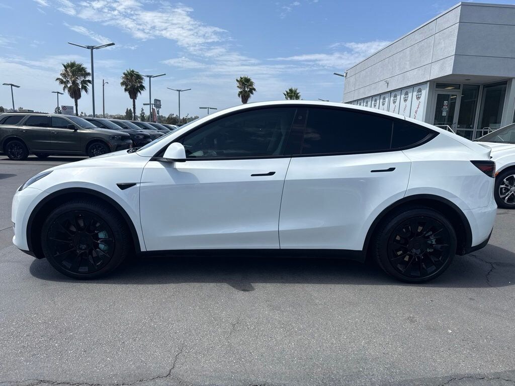 Used 2023 Tesla Model Y Long Range SUV