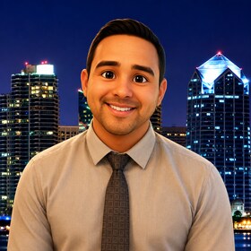 Staff member Danny from ID_49f5386c9f11