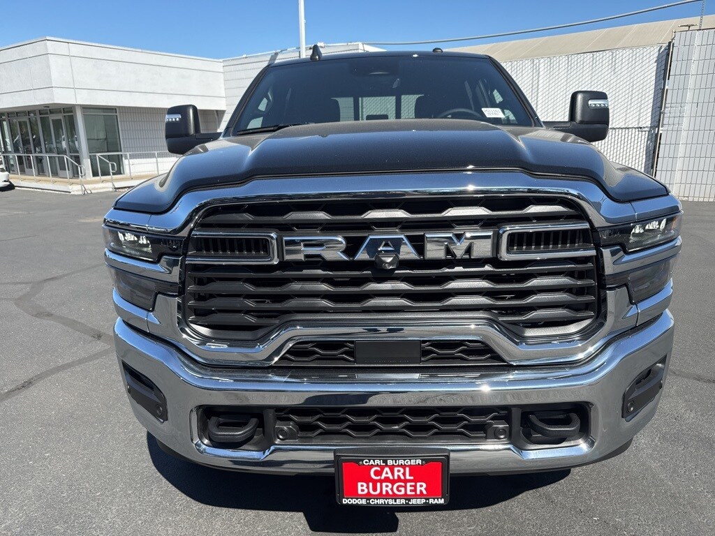 2025 Ram 2500 Big Horn photo 2