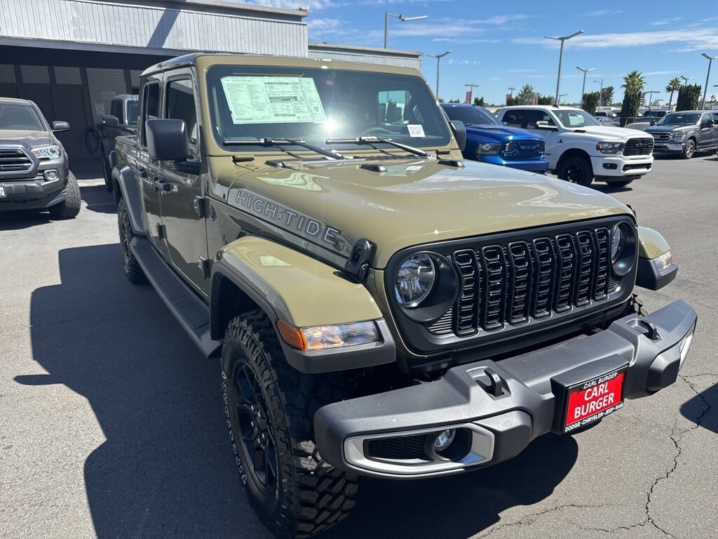 2025 Jeep Gladiator Sport photo 3