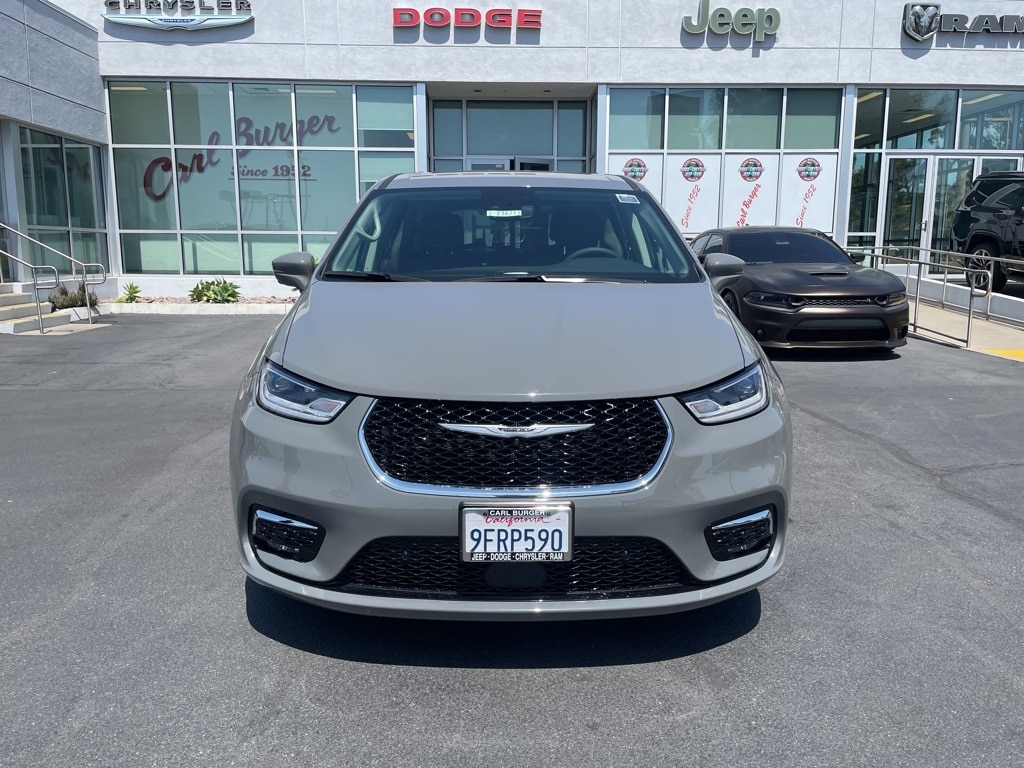 Used 2022 Chrysler Pacifica Hybrid Touring L with VIN 2C4RC1L77NR207690 for sale in La Mesa, CA