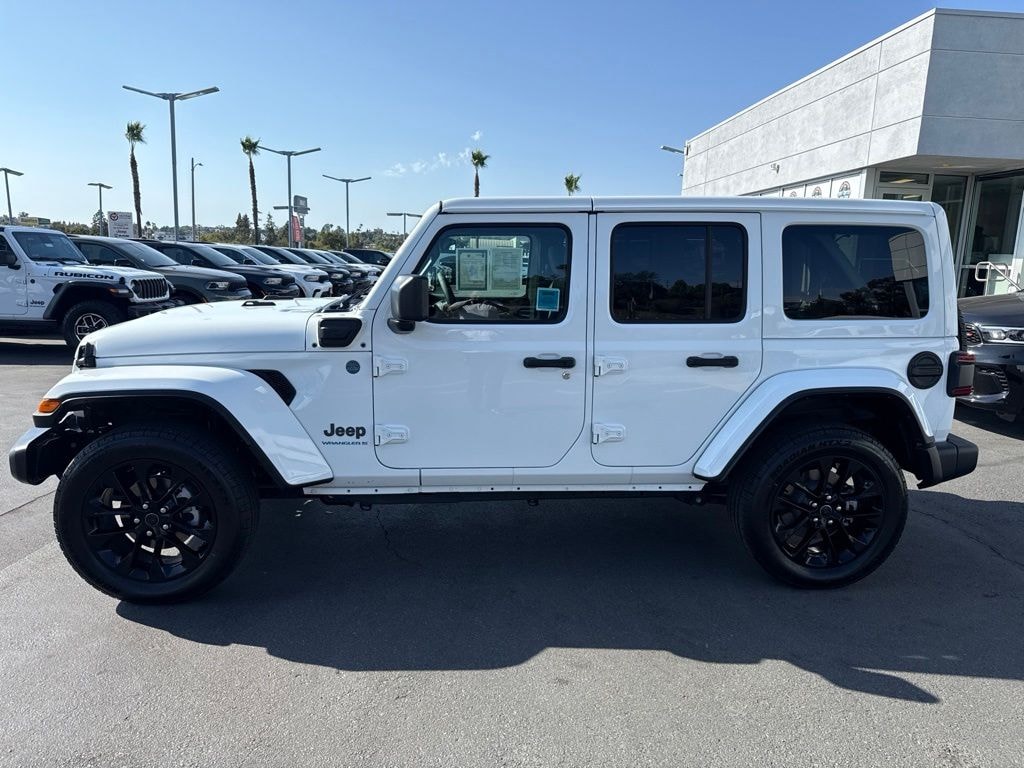 Certified 2025 Jeep