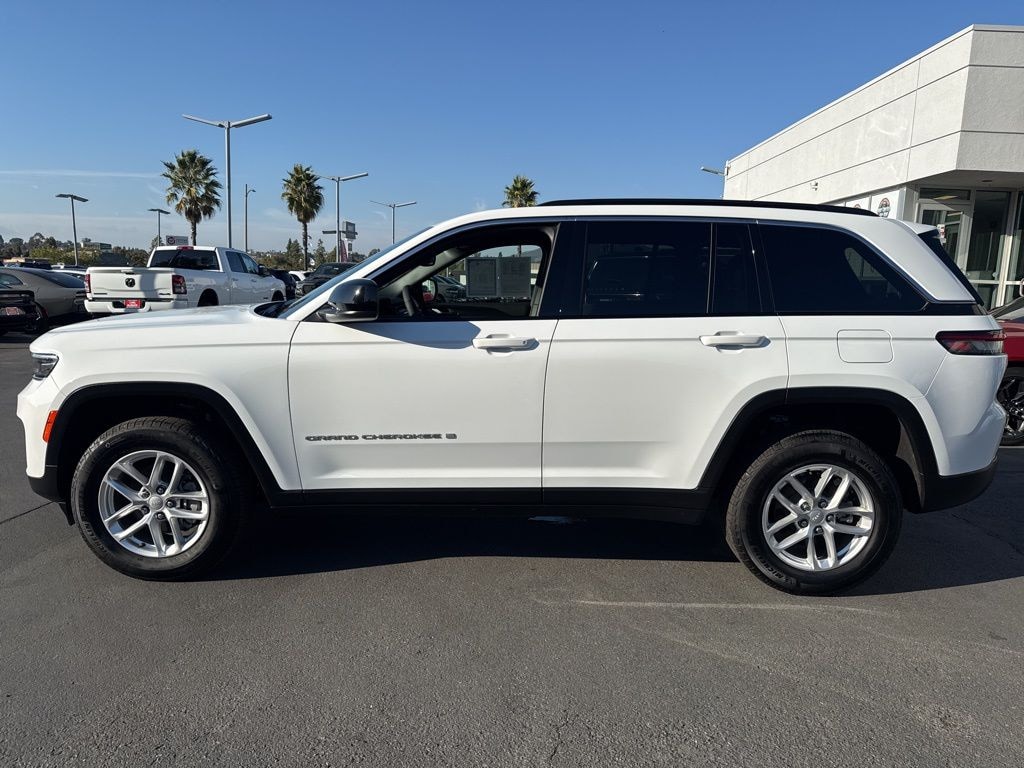 Certified 2024 Jeep Grand Cherokee Laredo SUV