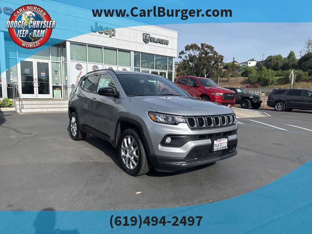 2023 Jeep Compass Latitude Lux