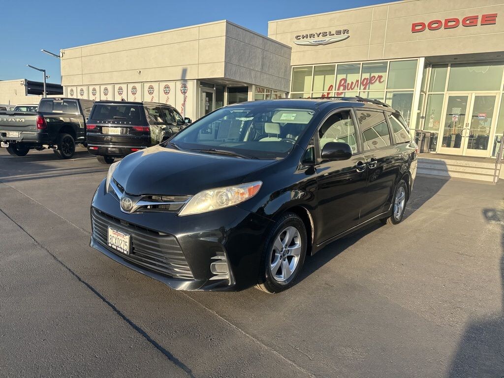 Used 2018 Toyota Sienna L 7 Passenger Van Passenger Van