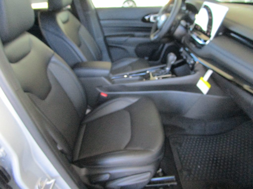 2026 Jeep Compass Latitude Altitude - Photo 24