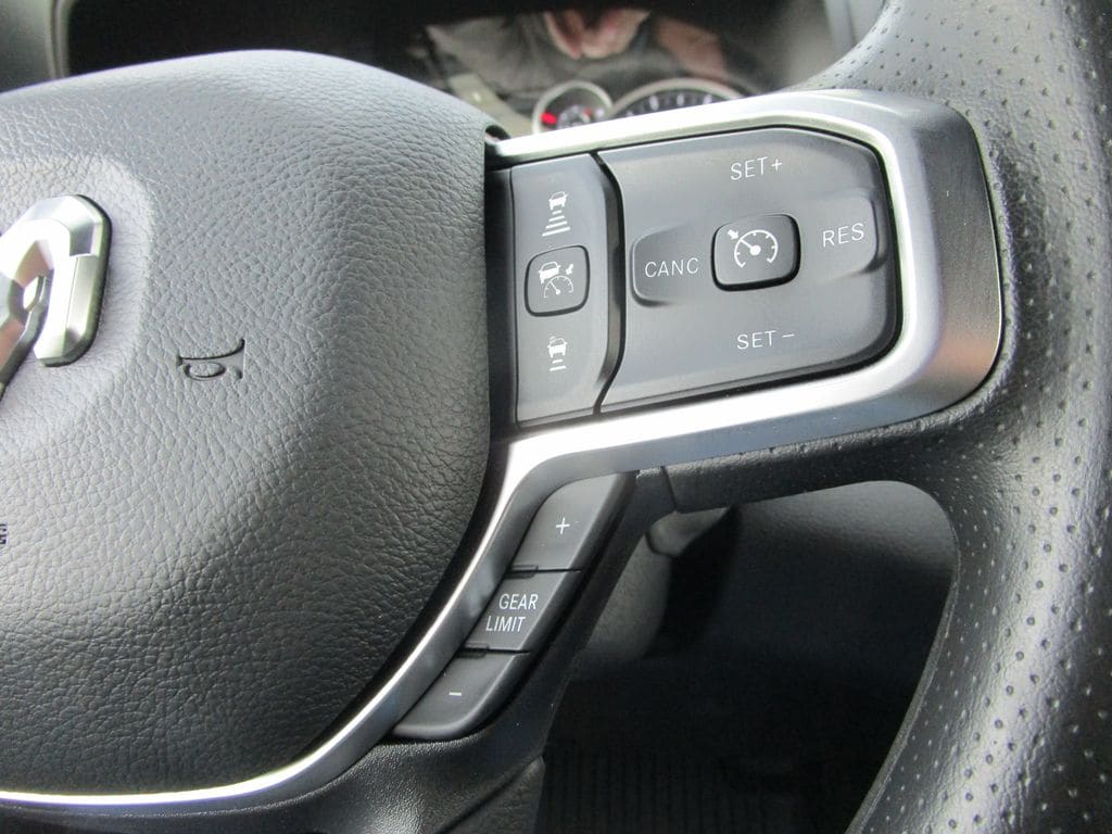 2026 RAM 3500 Tradesman - Photo 37