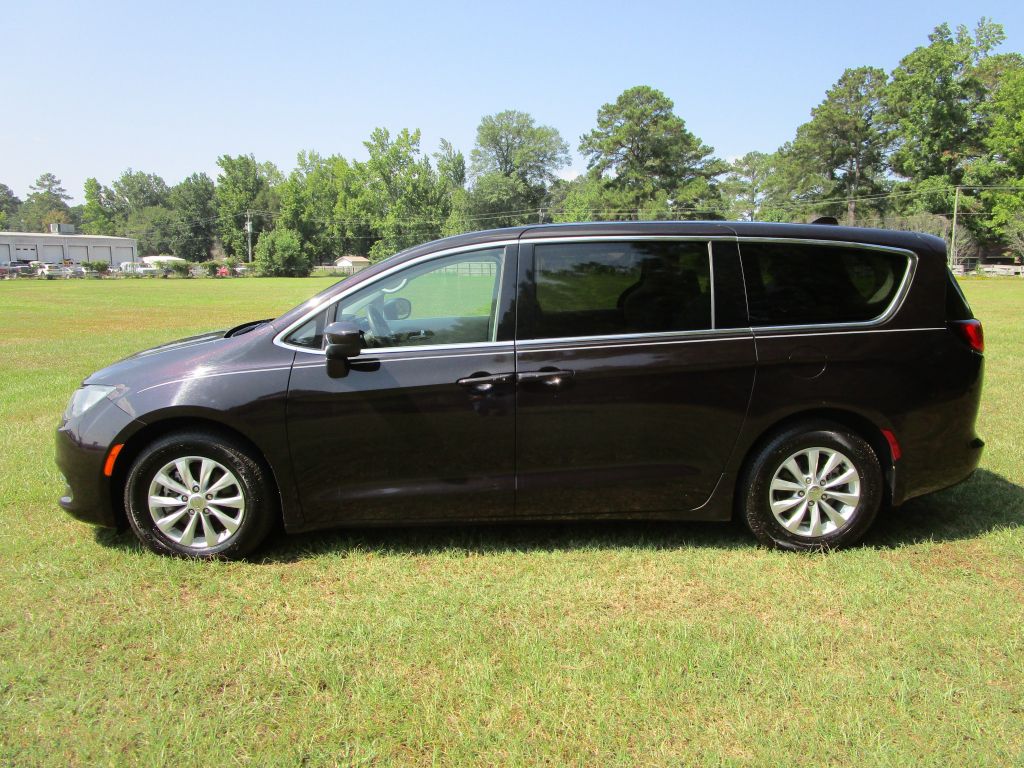 Used 2017 Chrysler Pacifica Touring with VIN 2C4RC1DG3HR531626 for sale in Columbus, MS