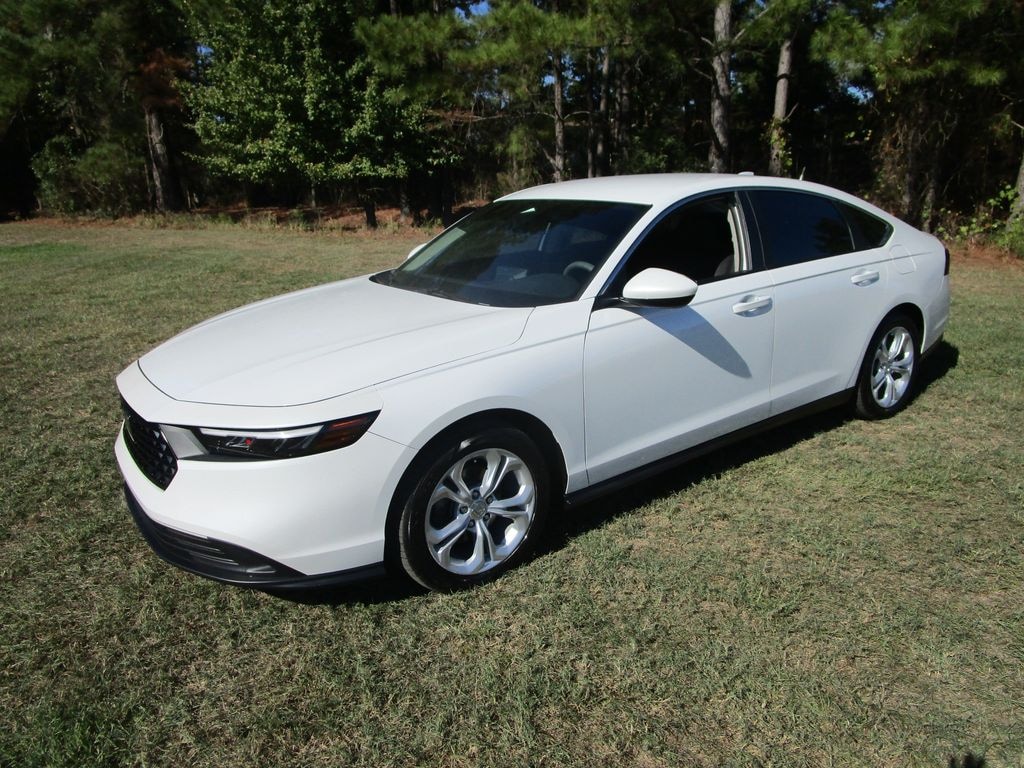 Used 2023 Honda Accord LX Sedan