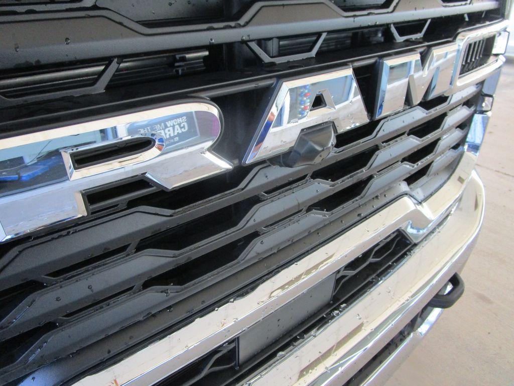 2026 RAM 3500 Chassis Tradesman - Photo 31