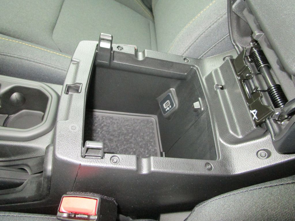 2026 Jeep Wrangler 2-Door Willys - Photo 33