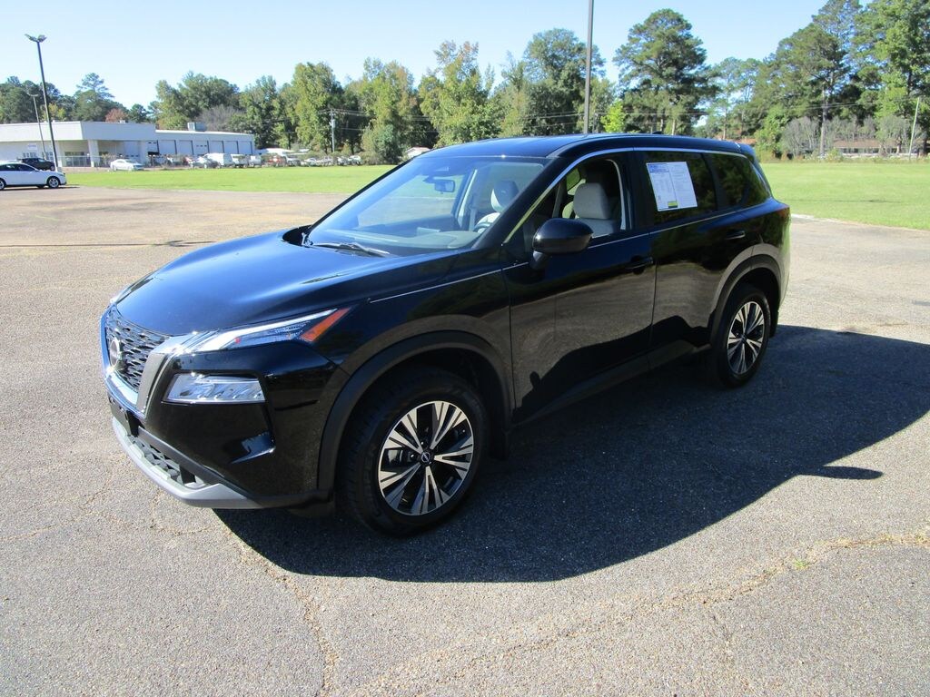 Used 2023 Nissan Rogue SV SUV