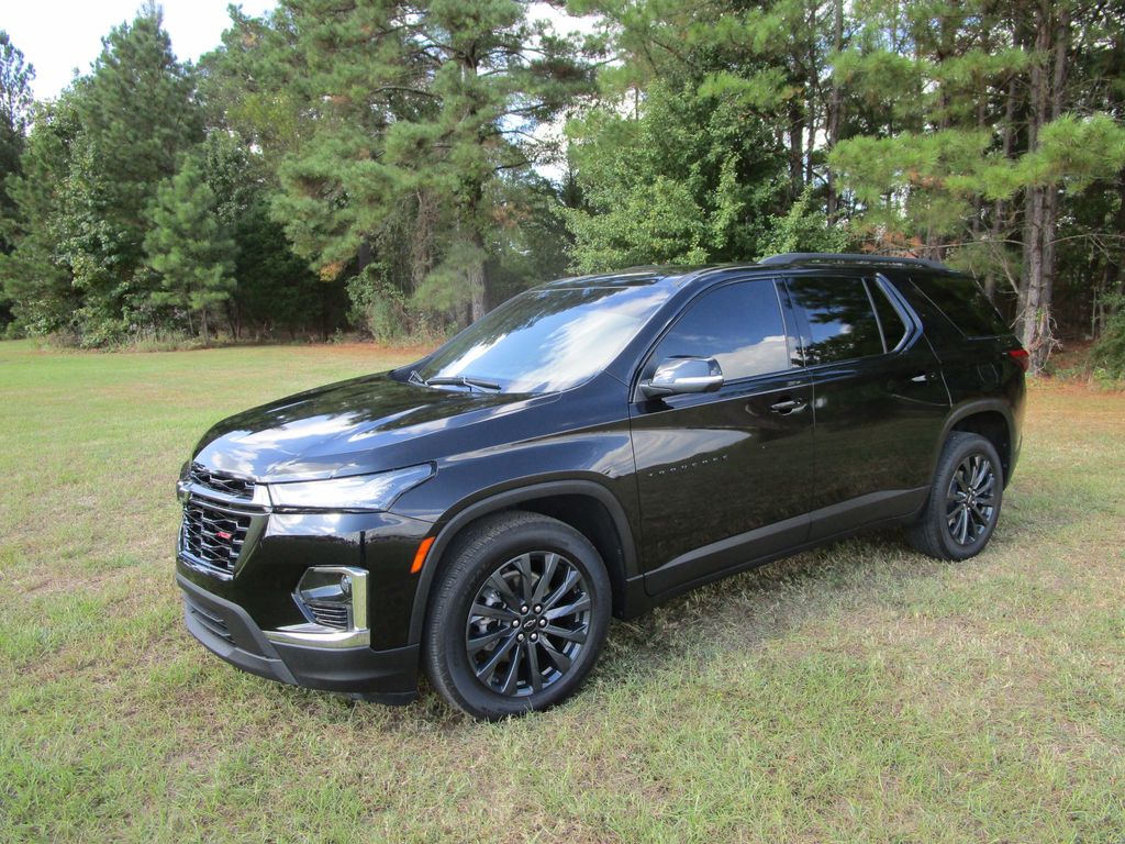 2023 Chevrolet Traverse RS's photo