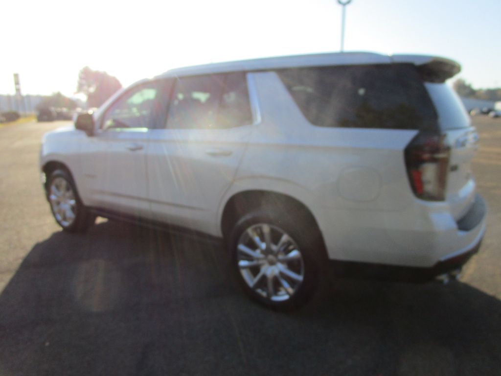 2023 Chevrolet Tahoe High Country photo 3