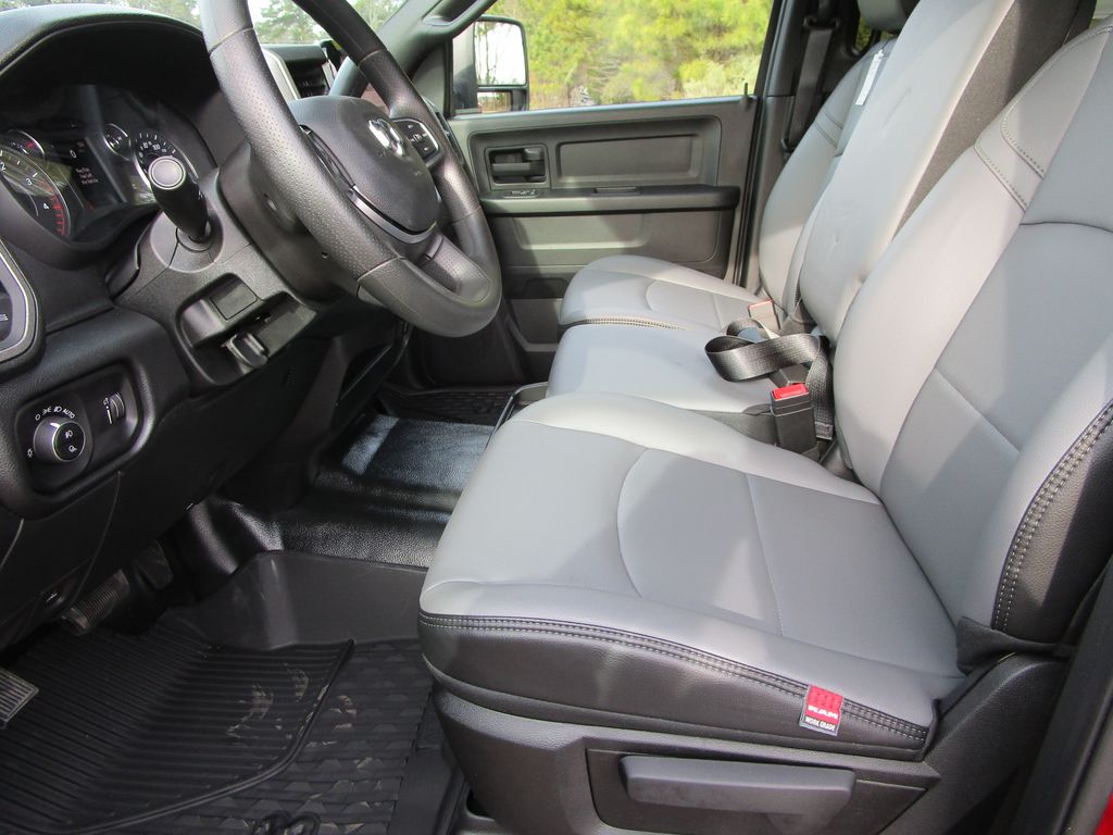 2026 RAM 3500 Tradesman - Photo 26