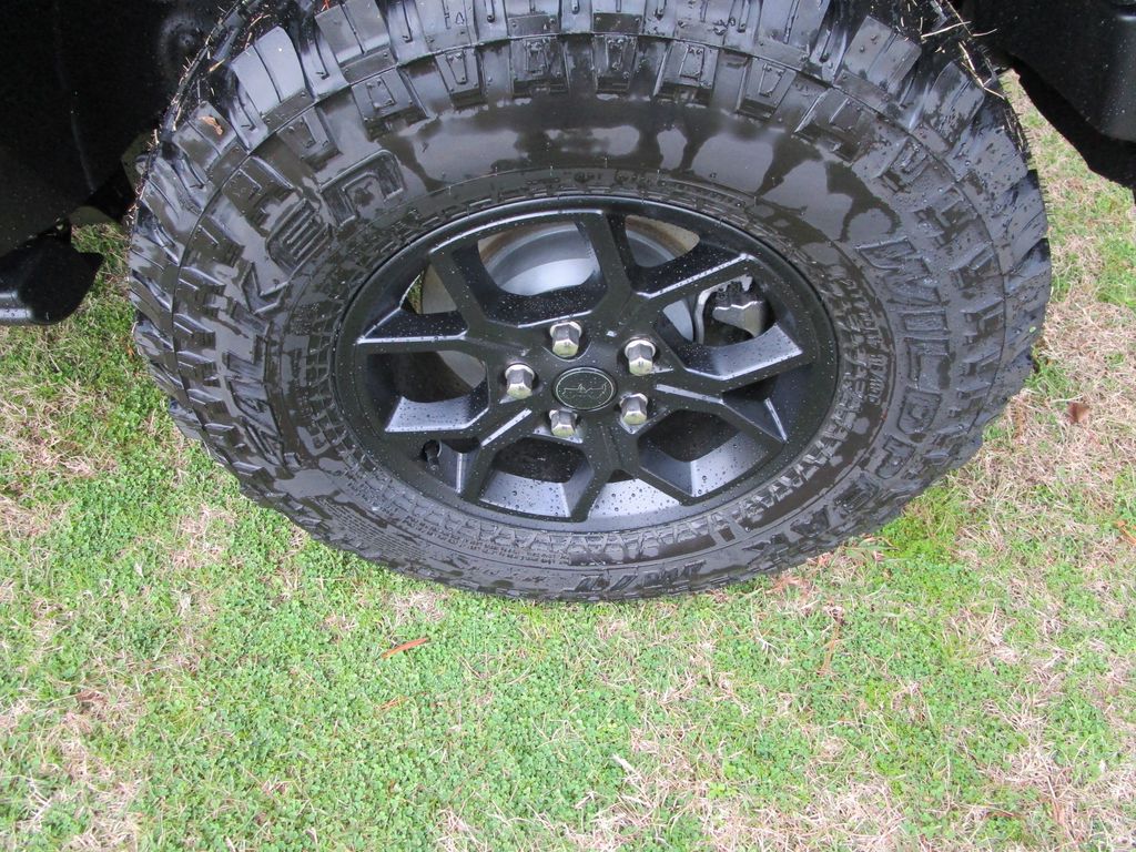 2026 Jeep Wrangler 2-Door Willys - Photo 15