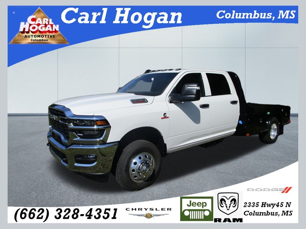 New 2026 Ram 3500 Chassis Cab TRADESMAN CREW 4X4 60' CA Pickup