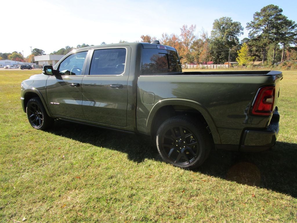 New 2026 Ram 1500 LARAMIE CREW CAB 4X4 5'7 BOX Pickup