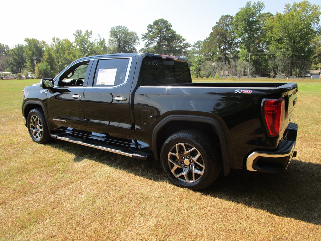 2022 Gmc Sierra 1500 SLT photo 3