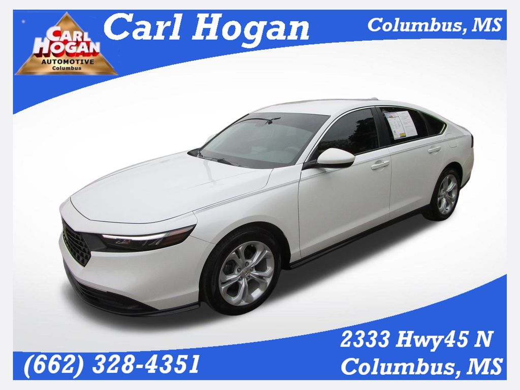 2023 Honda Accord LX's photo