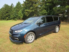 2025 Chrysler Pacifica SELECT Passenger Van