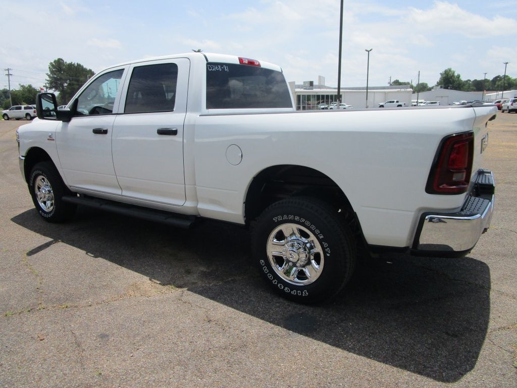 New 2025 Ram 2500 TRADESMAN CREW CAB 4X4 6'4 BOX Pickup