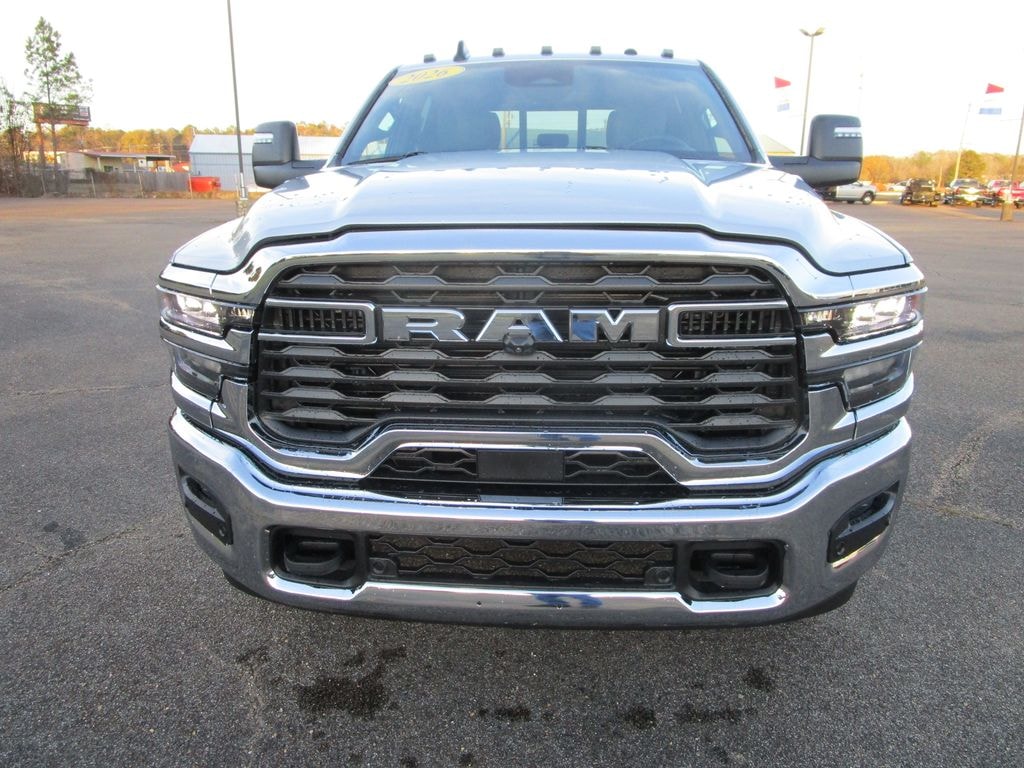 New 2026 Ram 2500 TRADESMAN CREW CAB 4X4 6'4 BOX Pickup