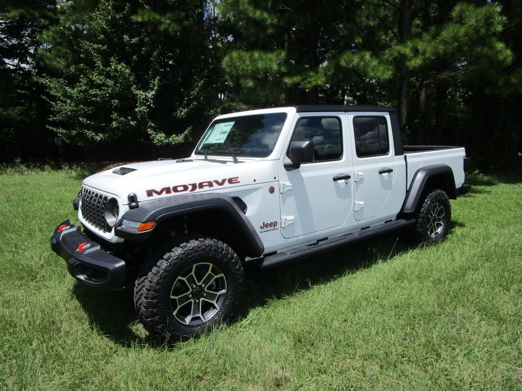 2025 Jeep Gladiator Pickup 