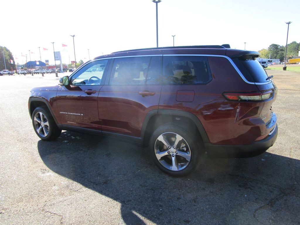New 2025 Jeep Grand Cherokee L LIMITED 4X4 Sport Utility