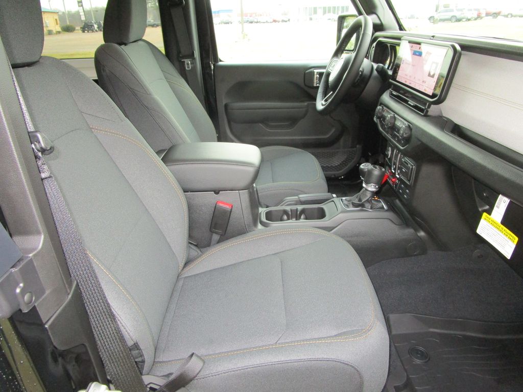 2026 Jeep Wrangler 2-Door Willys - Photo 20