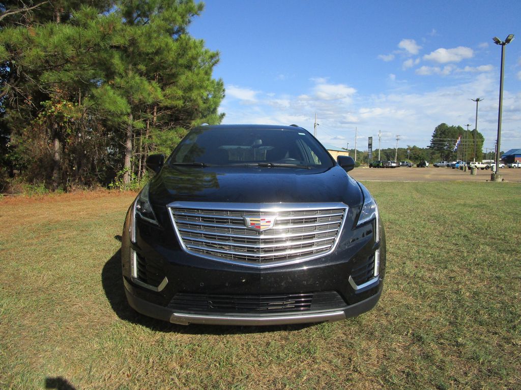 2018 Cadillac XT5 Platinum photo 3