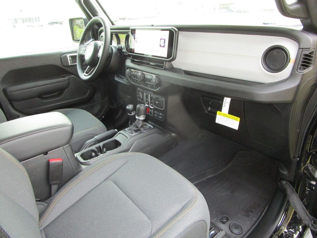 2026 Jeep Wrangler 2-Door Willys - Photo 21