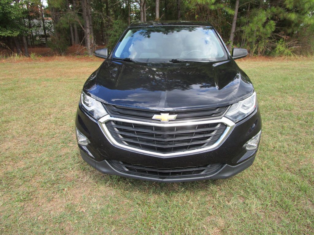 2020 Chevrolet Equinox LS photo 4