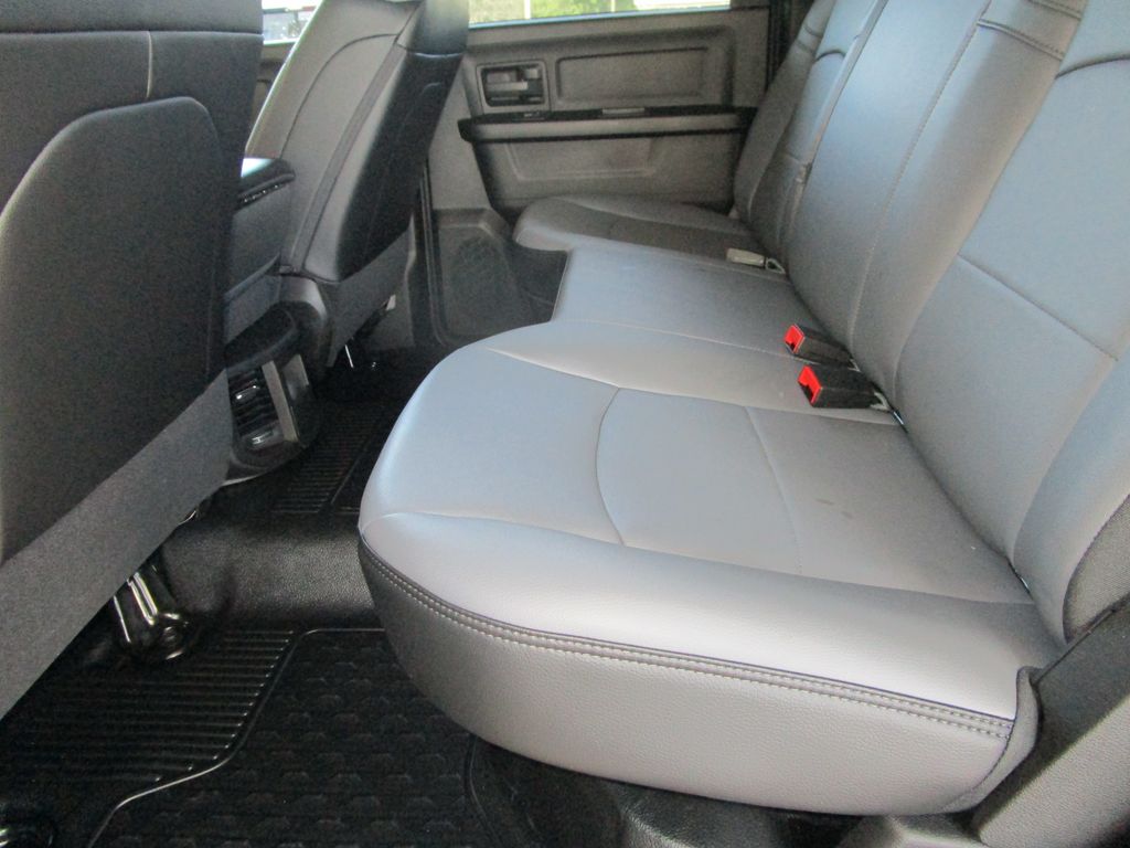 2026 RAM 3500 Chassis Tradesman - Photo 25