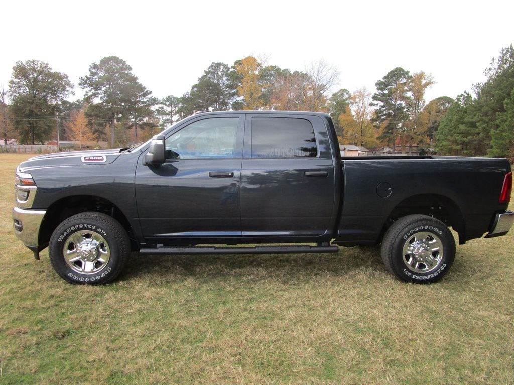New 2026 Ram 2500 TRADESMAN CREW CAB 4X4 6'4 BOX Pickup