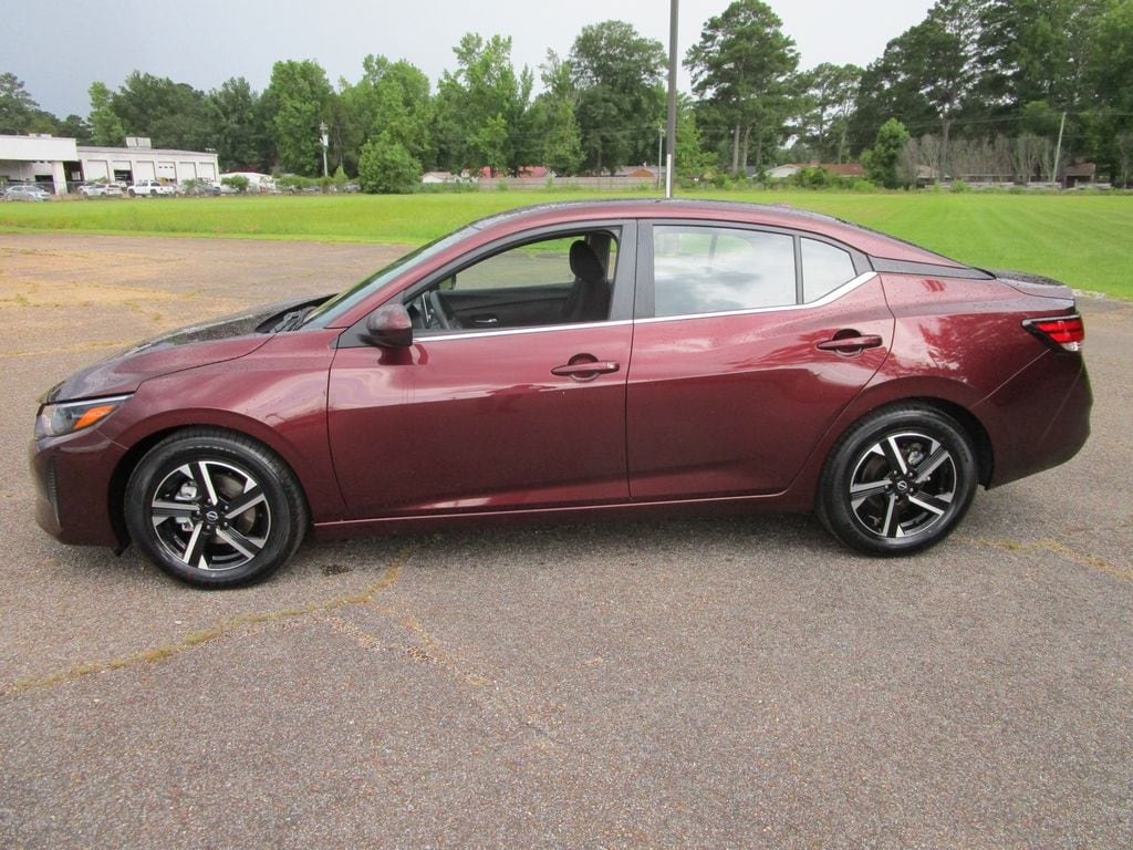 Used 2024 Nissan Sentra SV with VIN 3N1AB8CV3RY233851 for sale in Columbus, MS