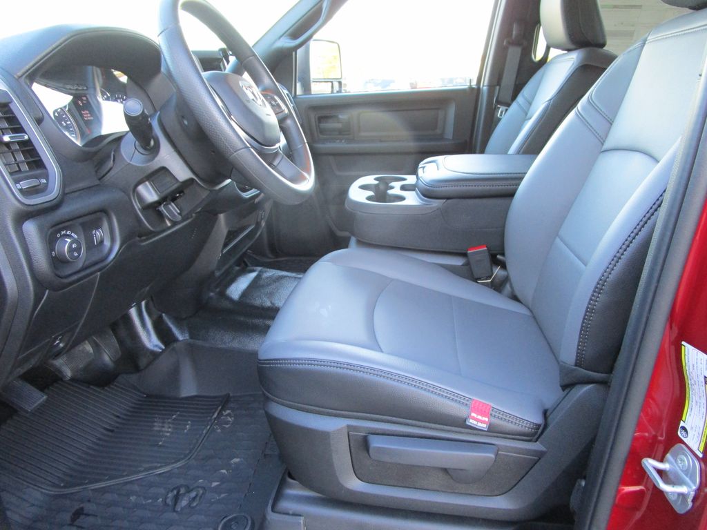 2026 RAM 2500 Tradesman - Photo 25