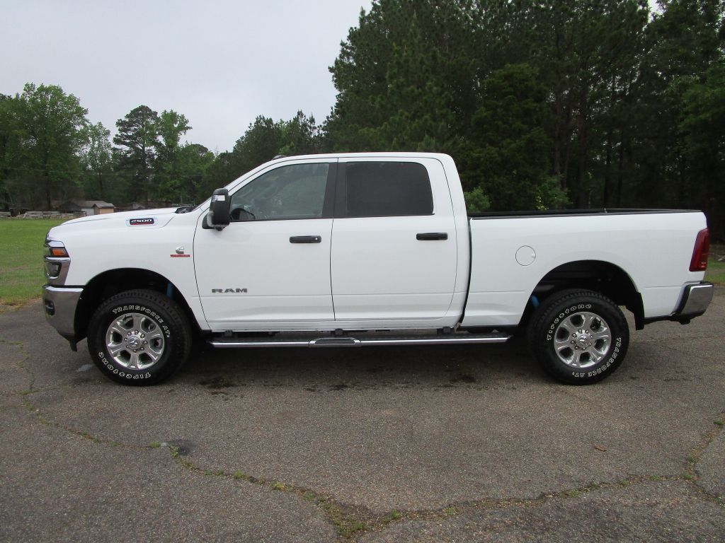 2025 Ram 2500 Big Horn photo 2