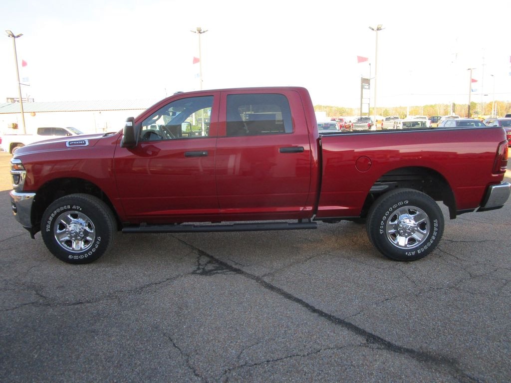New 2026 Ram 2500 TRADESMAN CREW CAB 4X4 6'4 BOX Pickup
