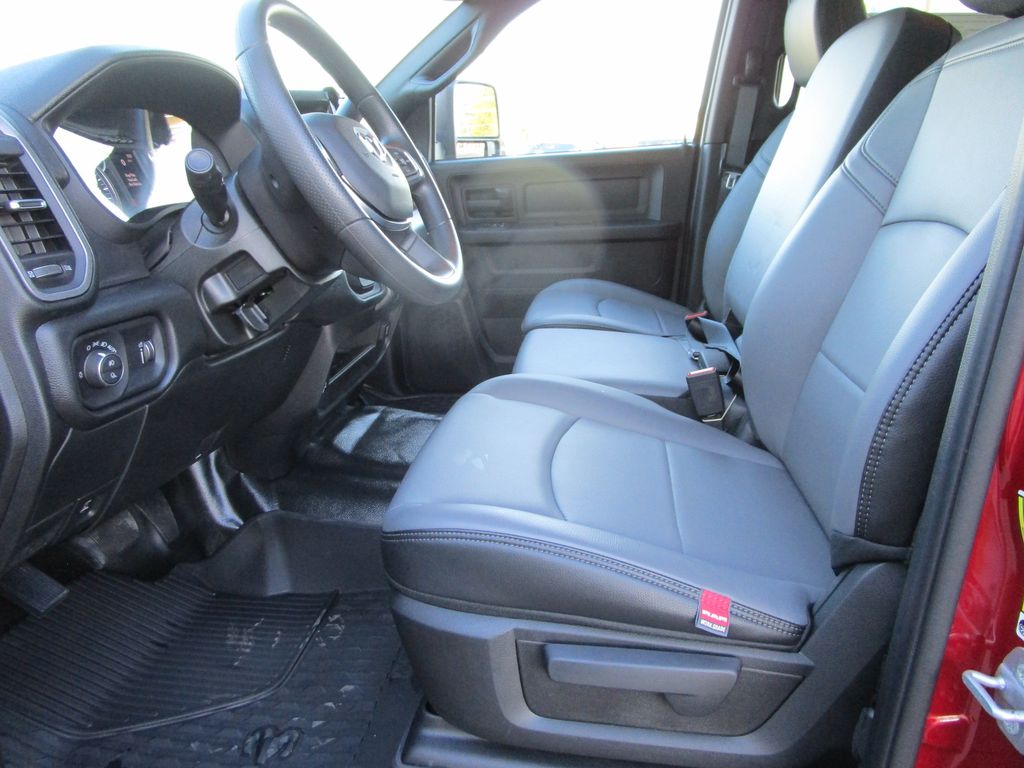 2026 RAM 2500 Tradesman - Photo 24