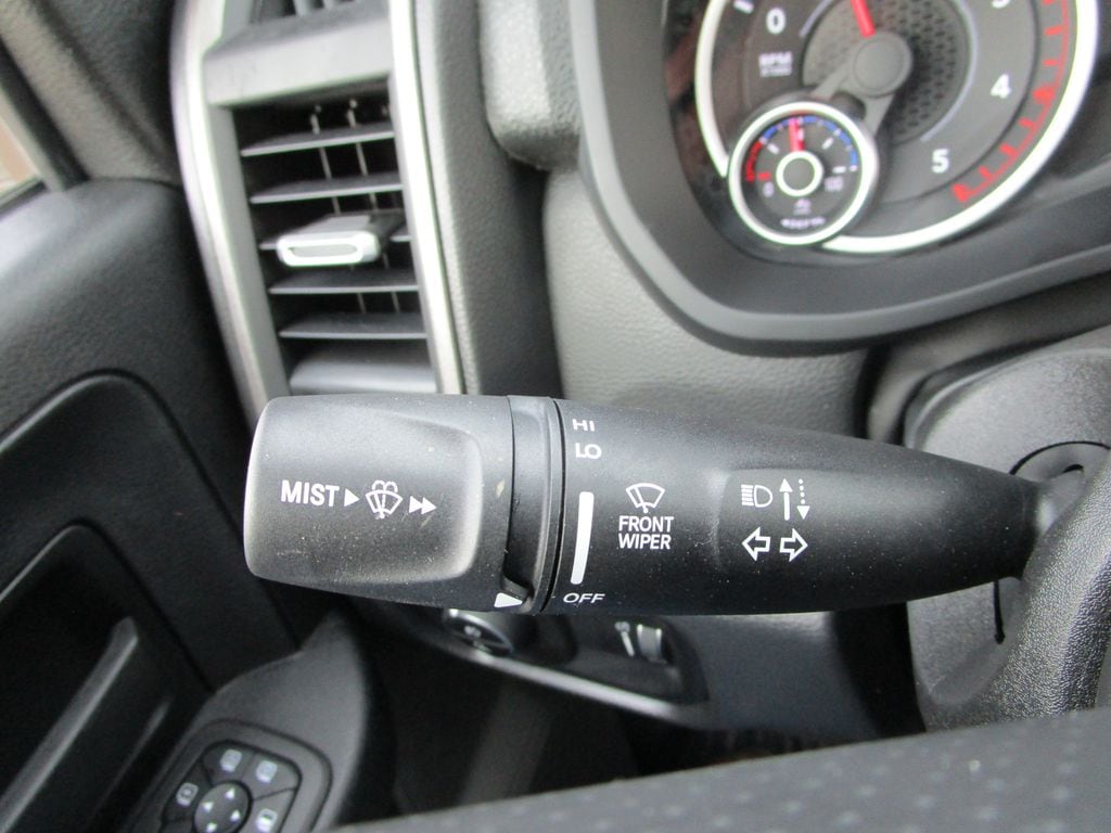 2026 RAM 3500 Tradesman - Photo 38