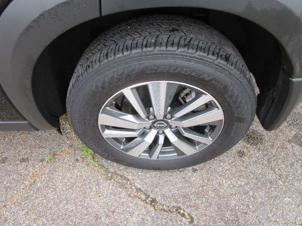 2024 Nissan Pathfinder SL - Photo 13