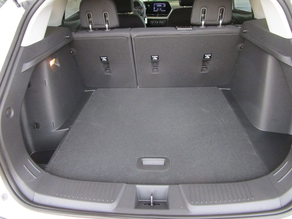 2026 Chevrolet Trax LS - Photo 10