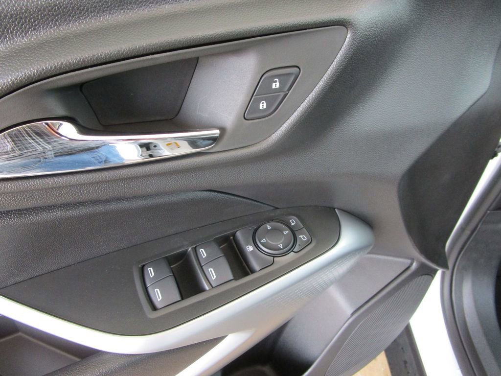 2026 Chevrolet Trax LS - Photo 17