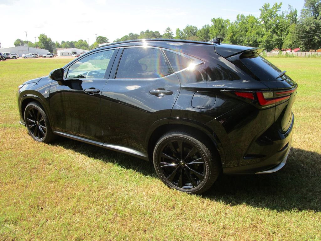 2024 Lexus NX 350 F SPORT Handling photo 3